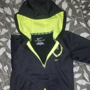 Nike thermafit jacket/hoodie boys size 6